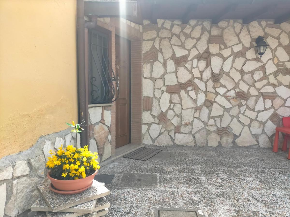 Civico Ventitre Apartman Mentana Kültér fotó